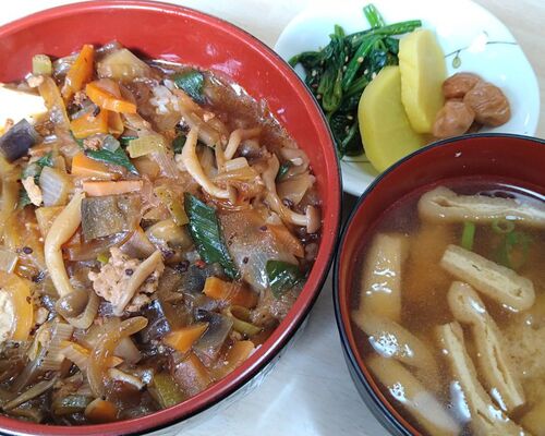 211119 食事会 マーボー丼