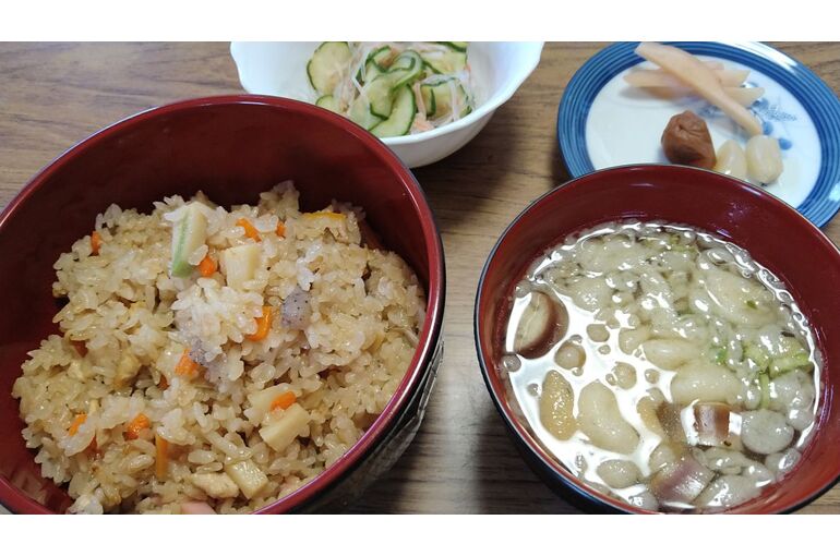 230721 かやくごはん